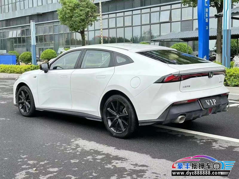 23年长安长安UNI轿车抵押车出售