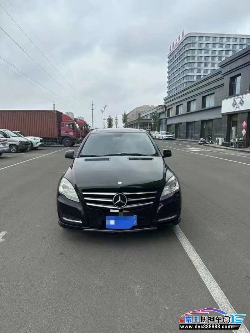 17年奔驰R轿车抵押车出售