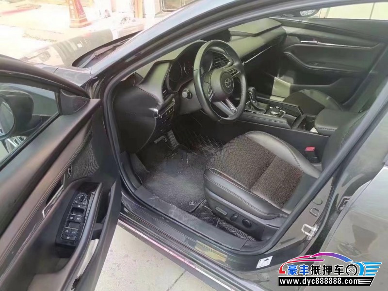22年马自达昂克赛拉轿车抵押车出售
