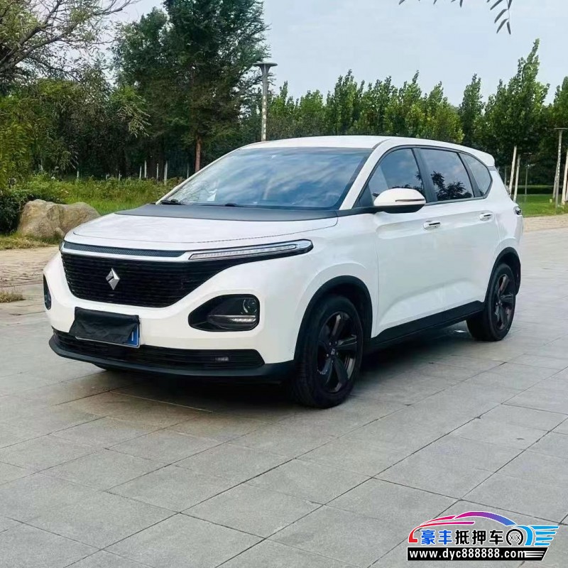 20年宝骏宝骏RM5轿车抵押车出售