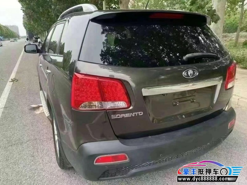 11年起亚索兰托轿车抵押车出售