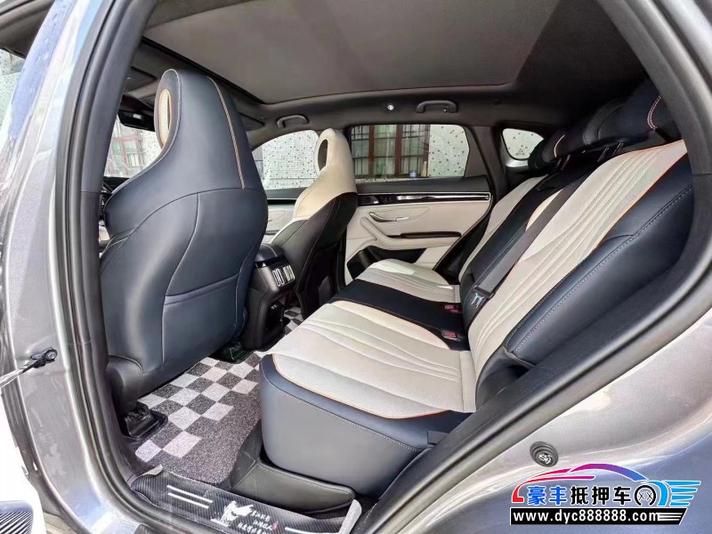 22年比亚迪宋轿车抵押车出售