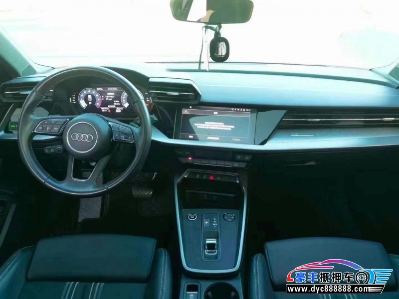 24年奥迪A3轿车抵押车出售