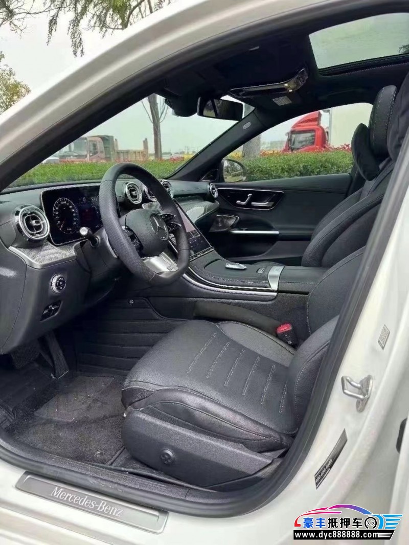 23年奔驰C轿车抵押车出售