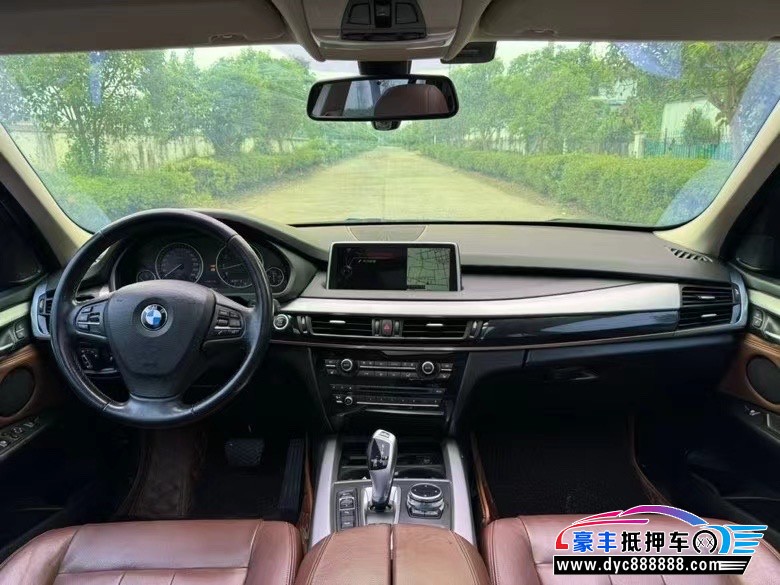 16年宝马X5轿车抵押车出售