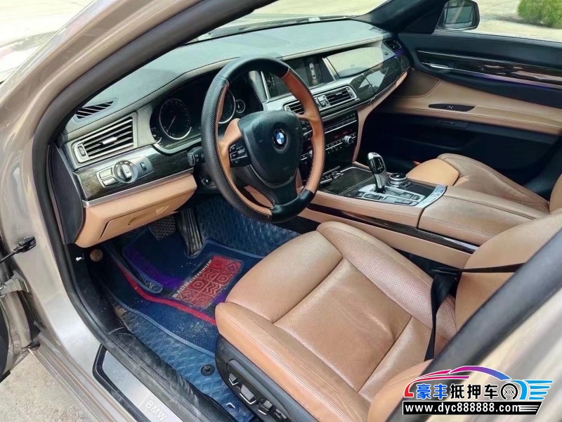 14年宝马7系轿车抵押车出售