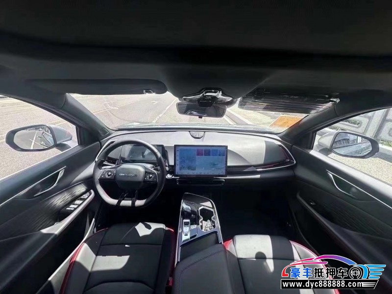 24年北汽制造魔方轿车抵押车出售