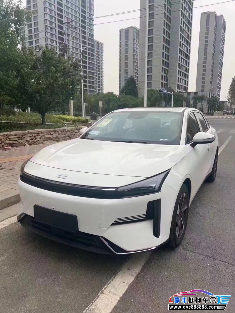 24年吉利银河L6轿车抵押车出售