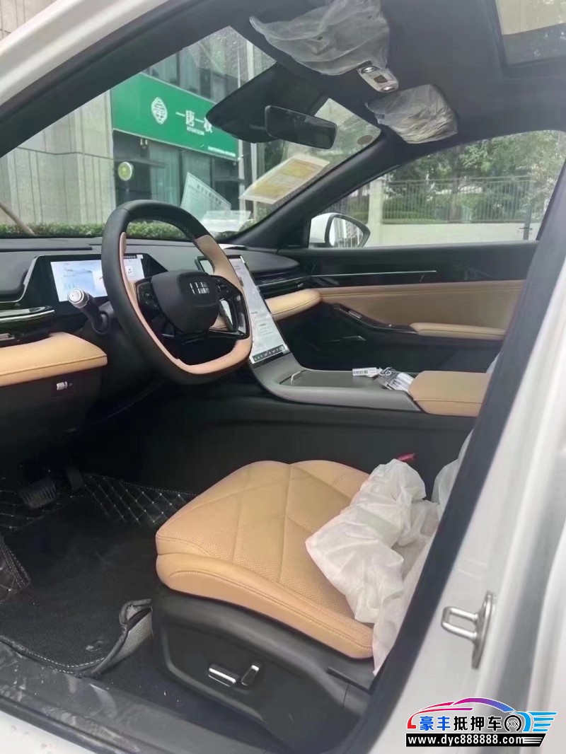 24年吉利银河L6轿车抵押车出售