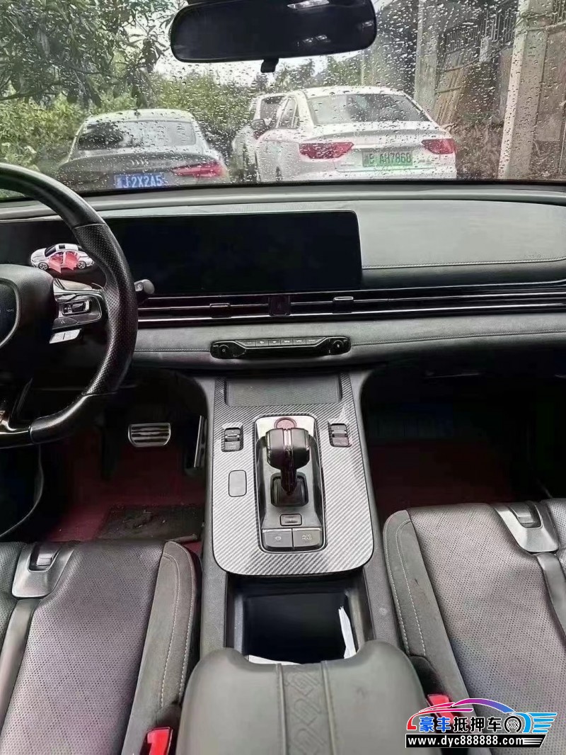 23年传祺影豹轿车抵押车出售