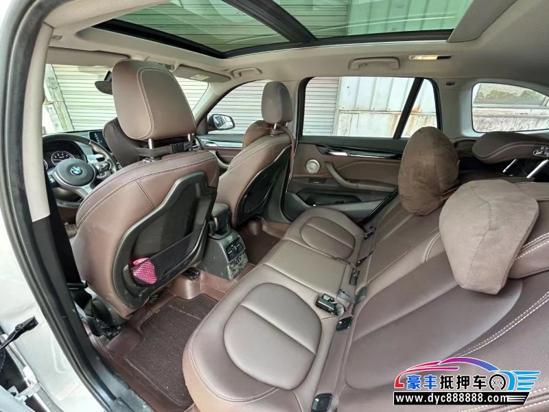 21年宝马X1SUV抵押车出售