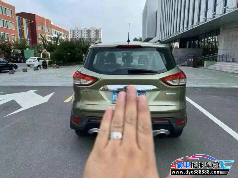 14年福特翼虎轿车抵押车出售