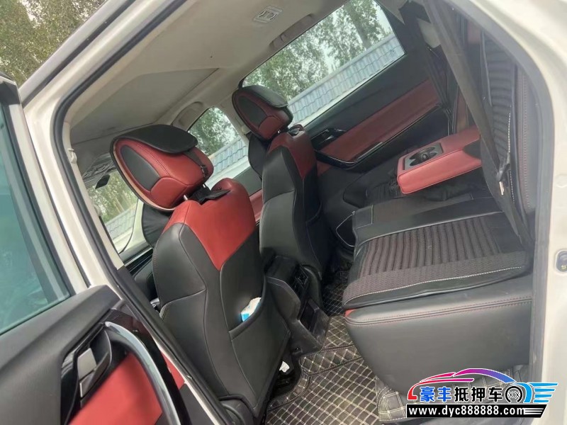 20年东风风行T5轿车抵押车出售