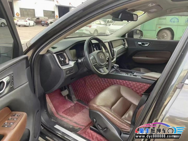 19年沃尔沃XC60轿车抵押车出售