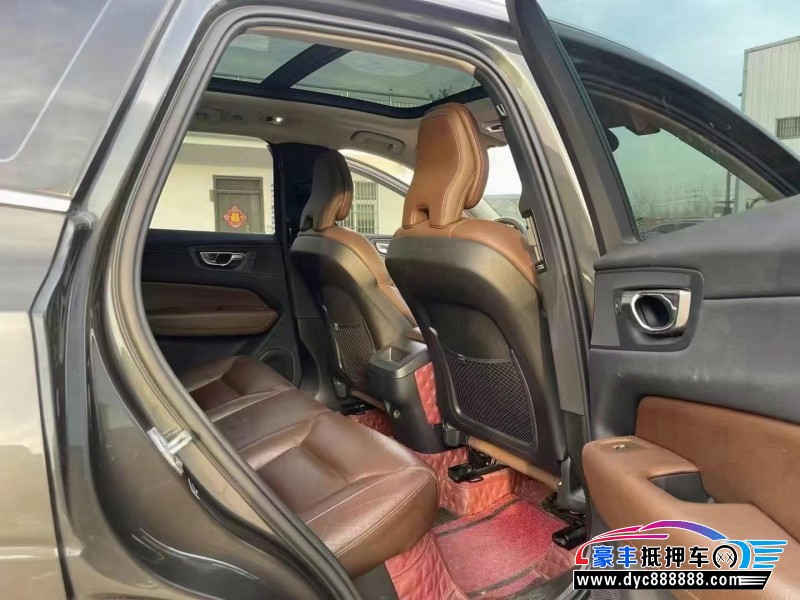 19年沃尔沃XC60轿车抵押车出售