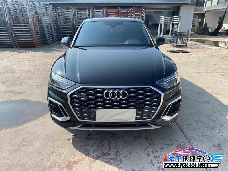 22年奥迪Q5轿车抵押车出售
