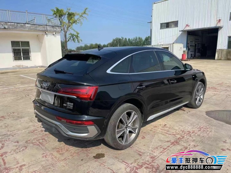 22年奥迪Q5轿车抵押车出售