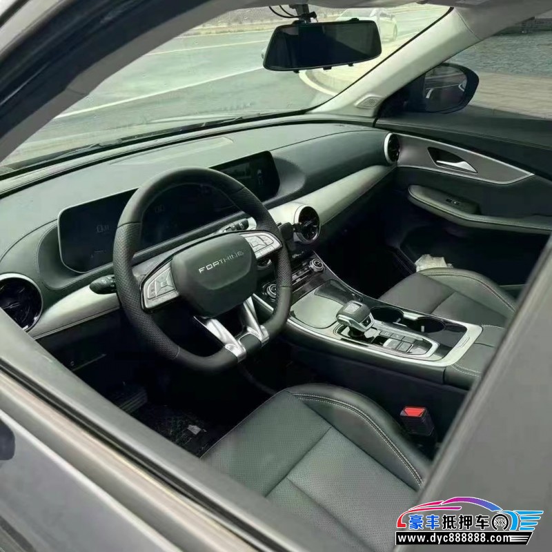 24年东风风行T5轿车抵押车出售