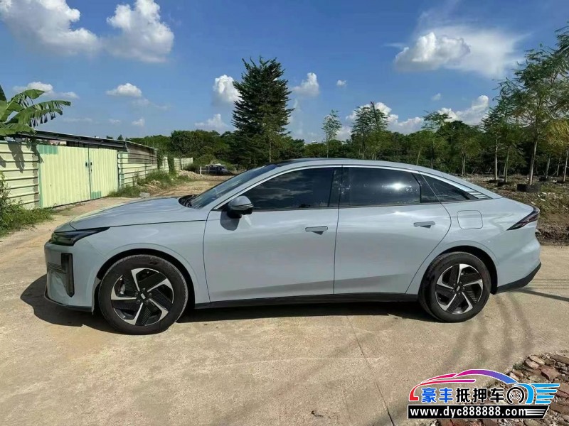 23年吉利银河L6轿车抵押车出售