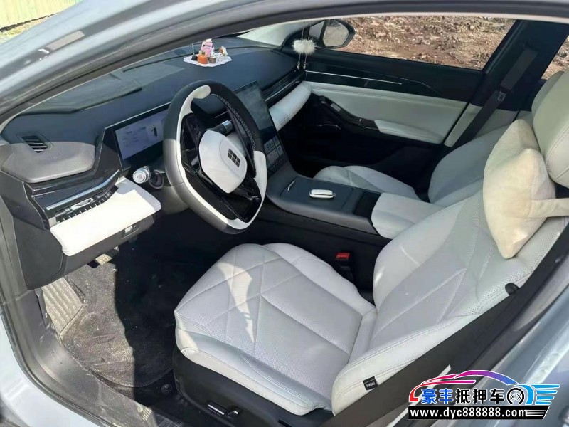 23年吉利银河L6轿车抵押车出售