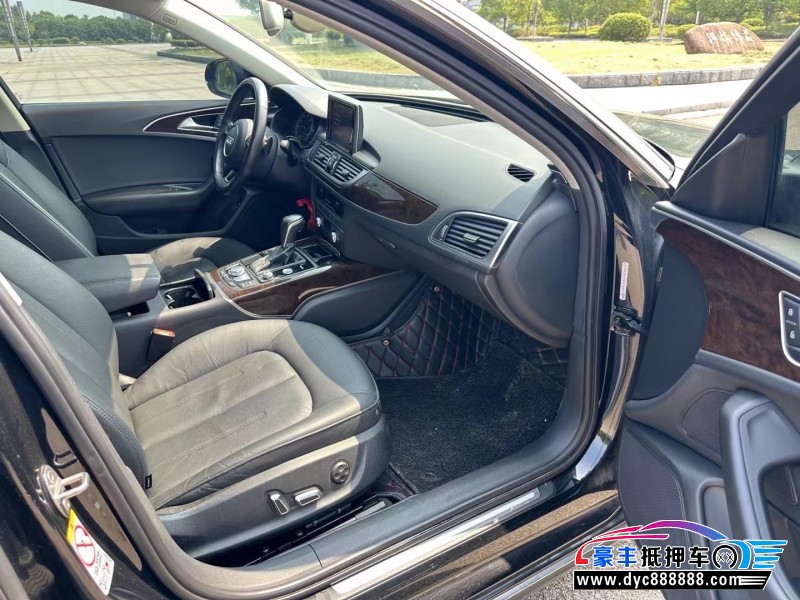 17年奥迪A6L轿车抵押车出售