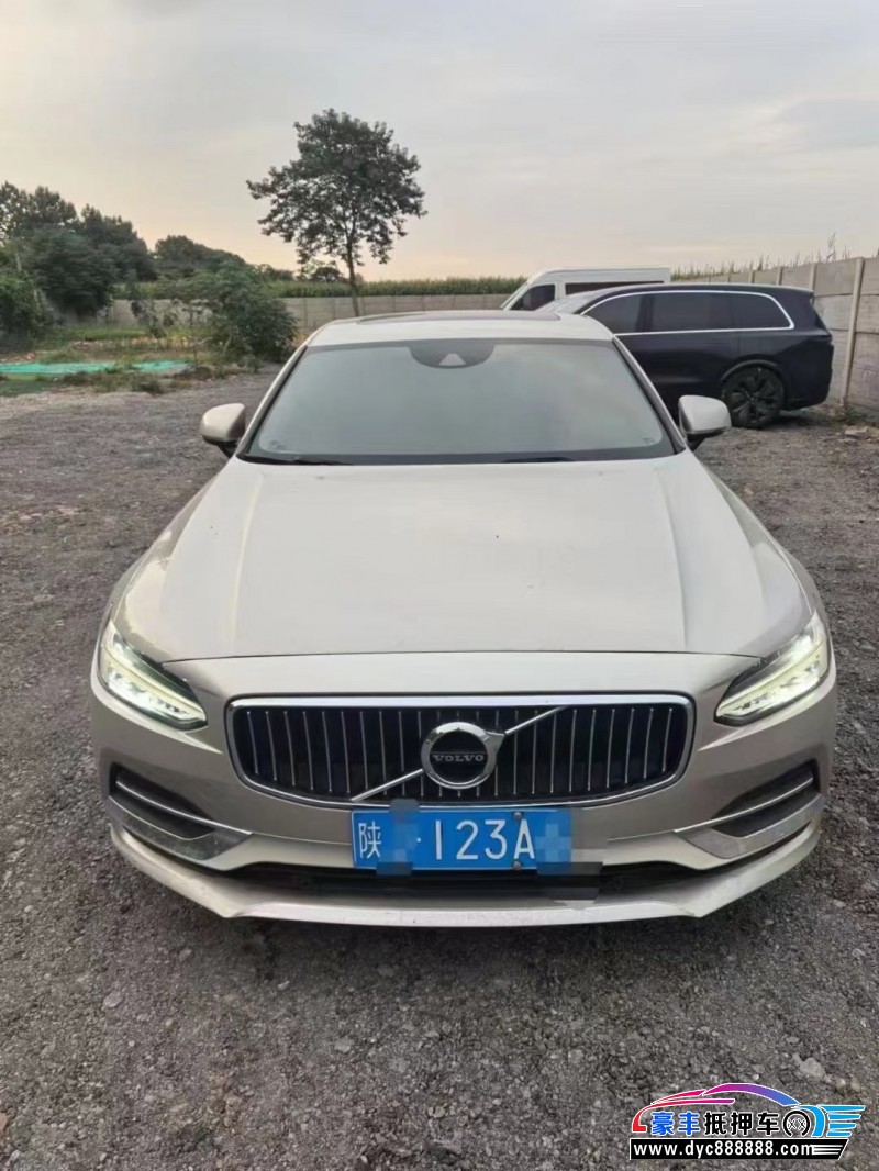17年沃尔沃S90轿车抵押车出售