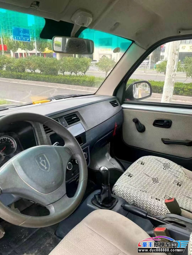 22年金杯T30轿车抵押车出售