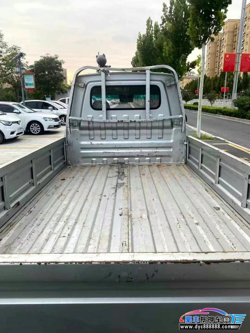 22年金杯T30轿车抵押车出售