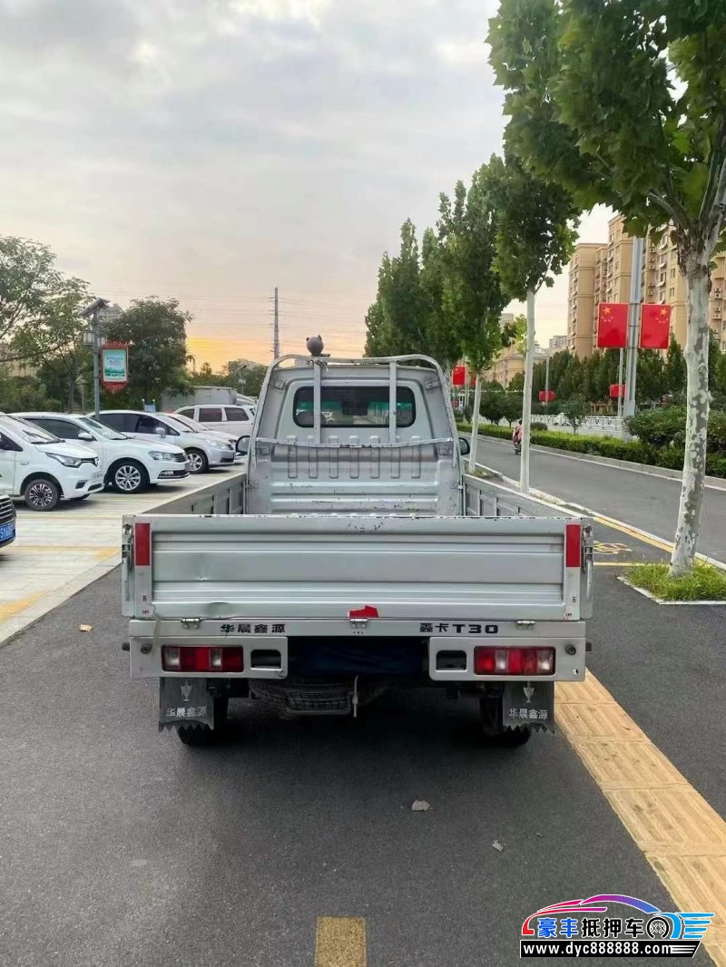 22年金杯T30轿车抵押车出售