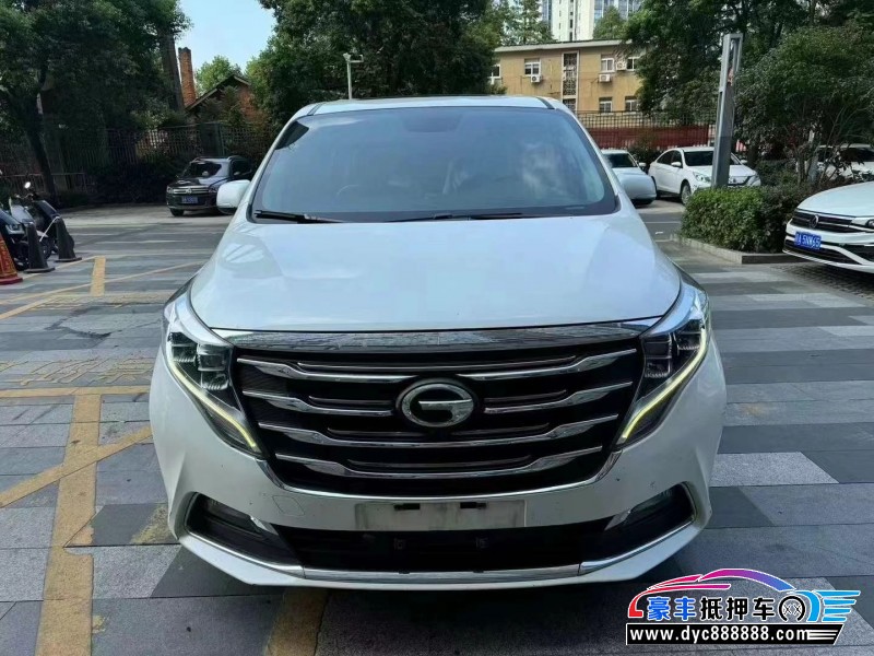 18年传祺M8轿车抵押车出售