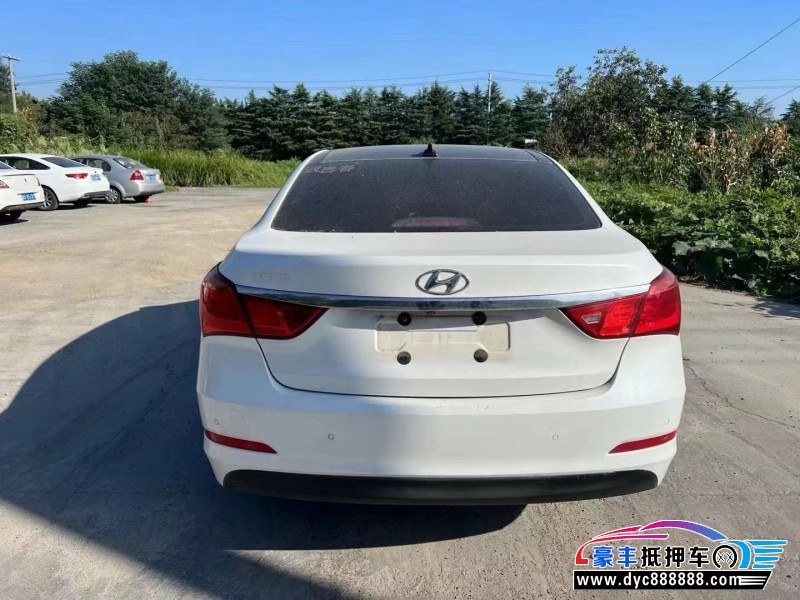 17年现代名图轿车抵押车出售