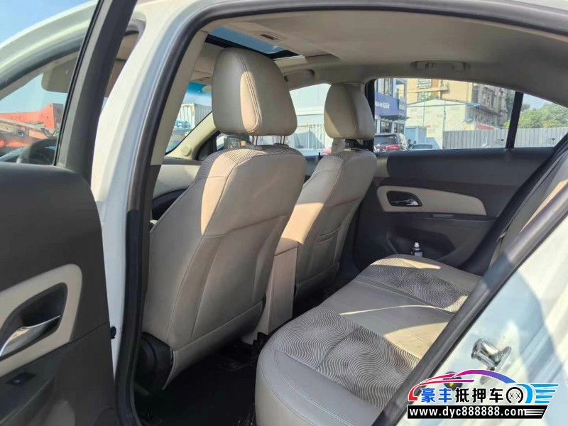 16年雪佛兰科鲁兹轿车抵押车出售