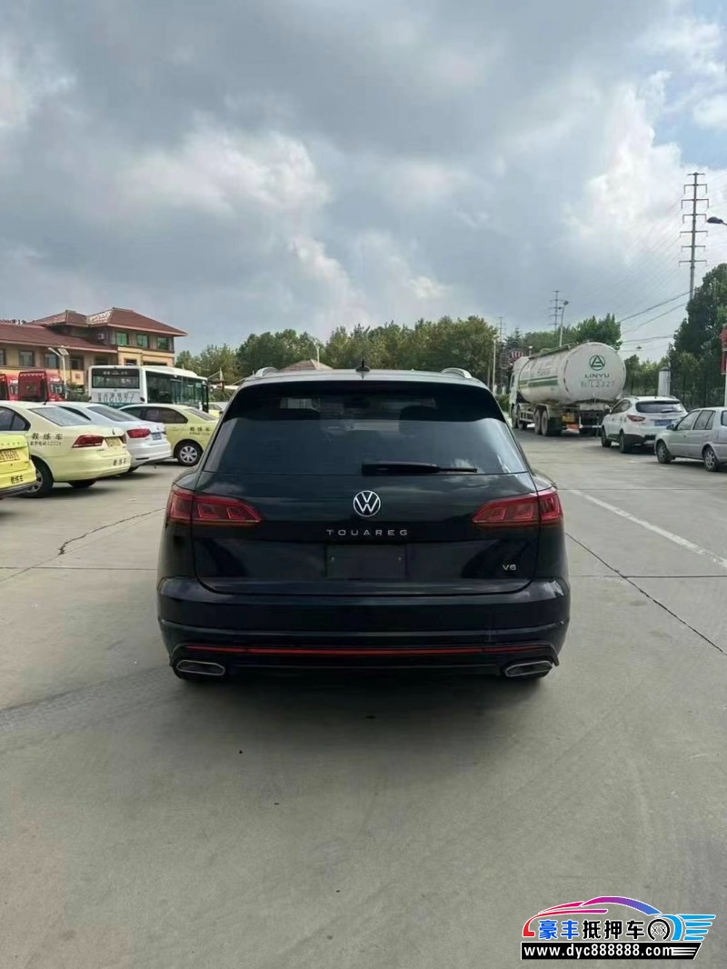 20年大众途锐轿车抵押车出售