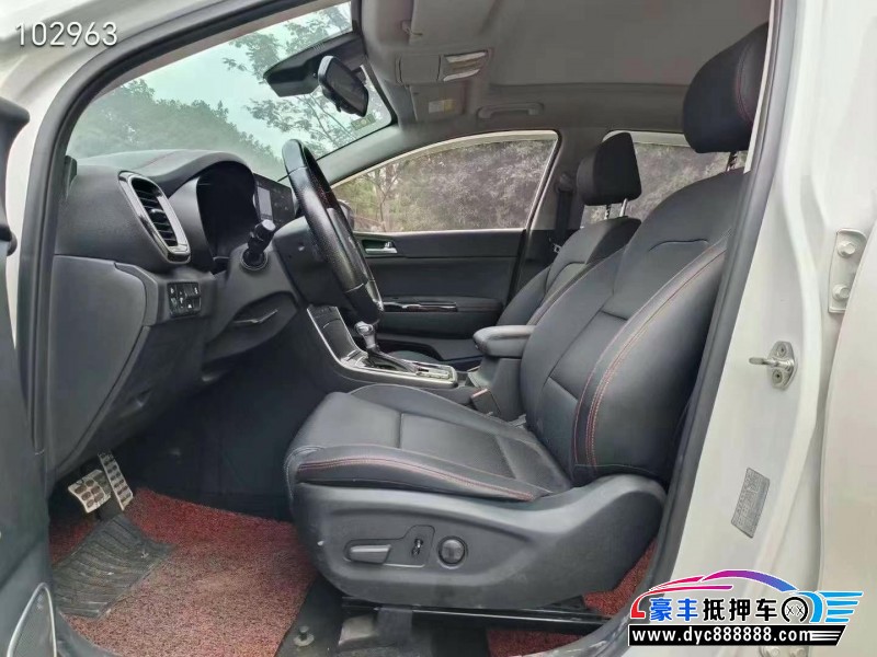 20年起亚KX5轿车抵押车出售