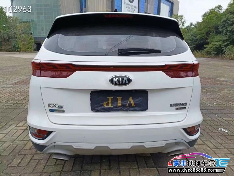 20年起亚KX5轿车抵押车出售