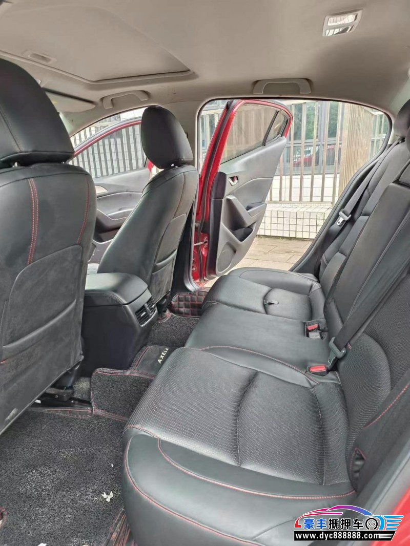 20年马自达昂克赛拉轿车抵押车出售