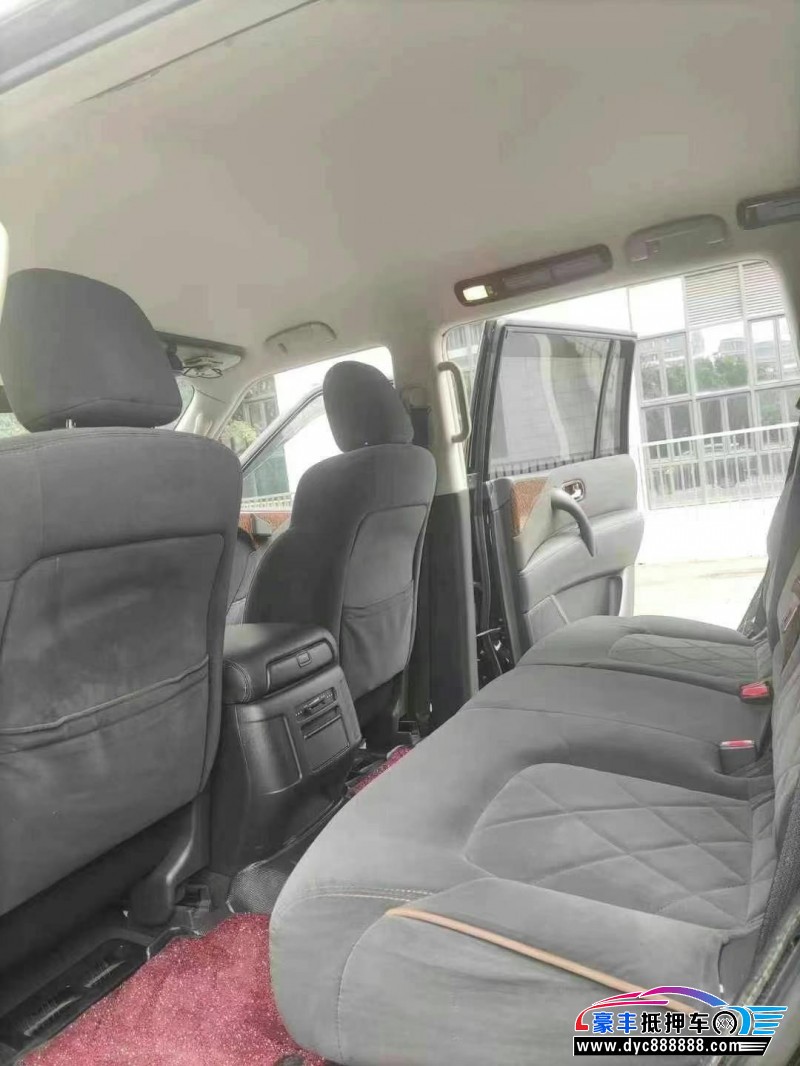 19年日产途乐轿车抵押车出售