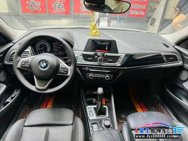 18年宝马1系轿车抵押车出售