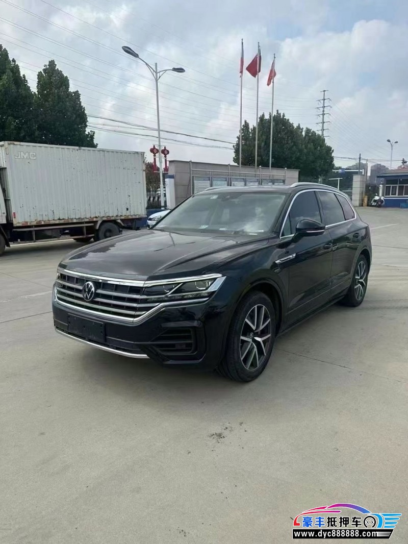 20年大众途锐轿车抵押车出售