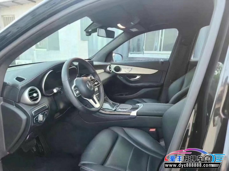 22年奔驰GLC轿车抵押车出售