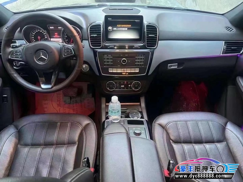 15年奔驰GLE轿车抵押车出售