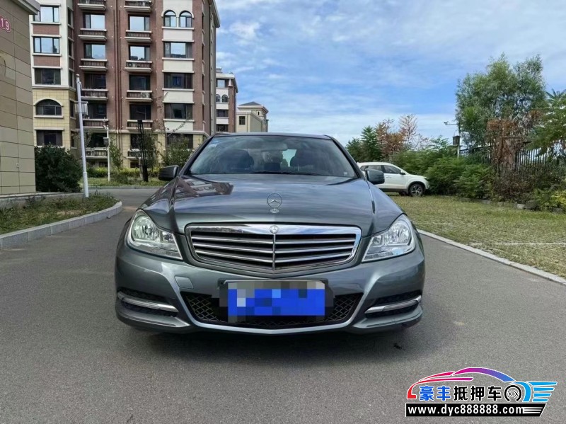 12年奔驰C轿车抵押车出售