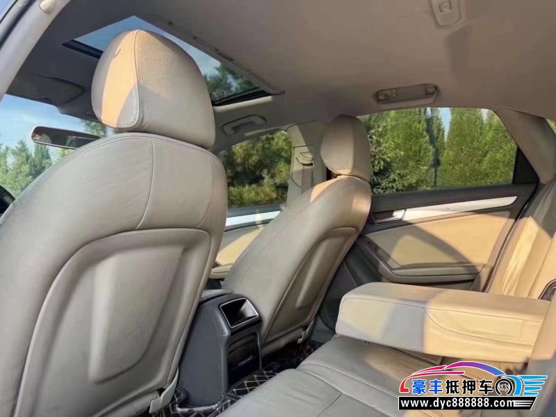 12年奥迪A4轿车抵押车出售