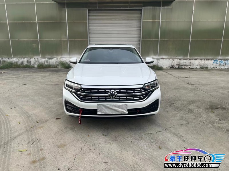 22年大众速腾轿车抵押车出售