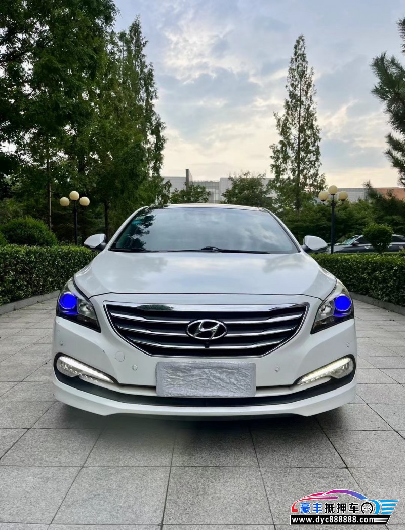 15年现代名图轿车抵押车出售