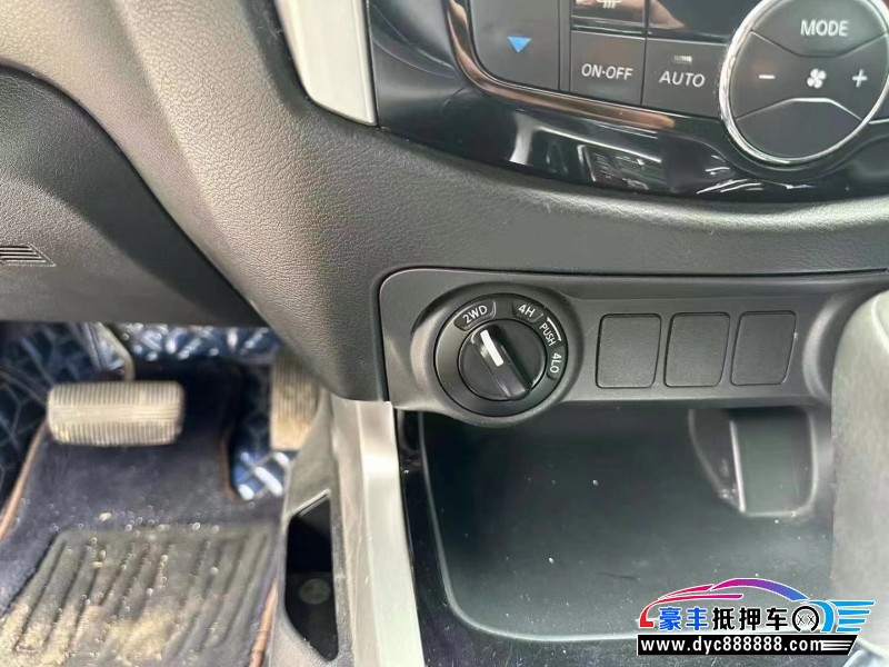 18年日产纳瓦拉轿车抵押车出售