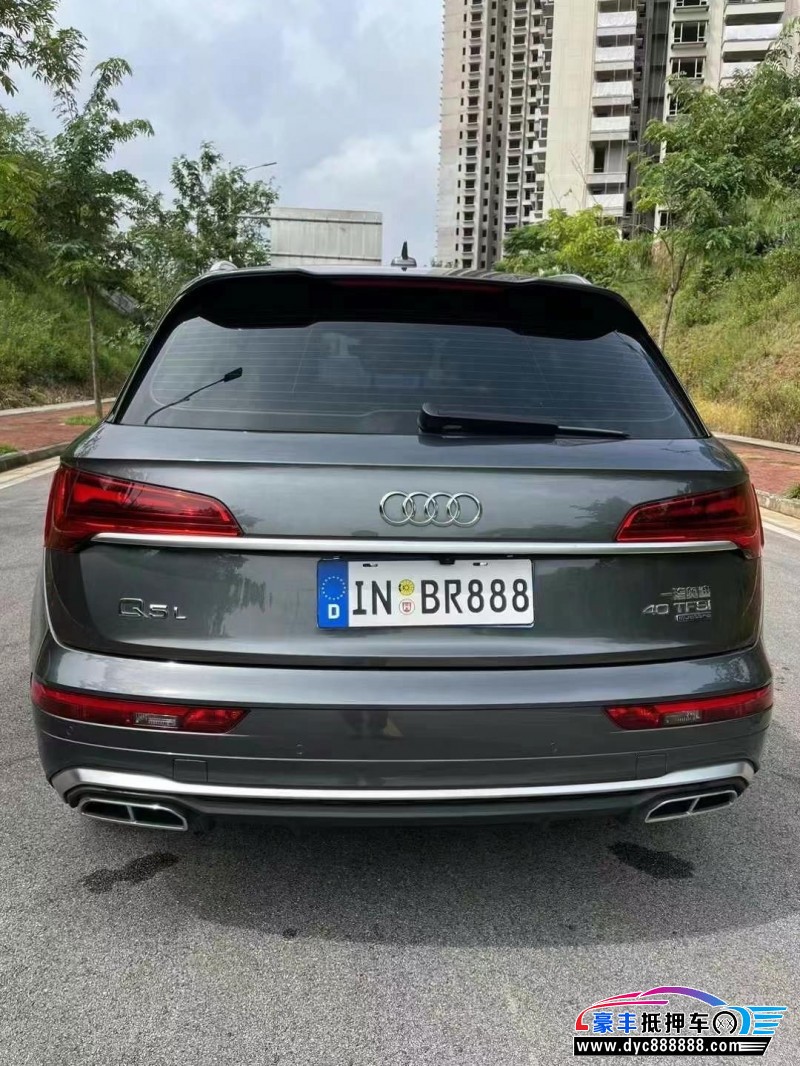 23年奥迪Q5轿车抵押车出售