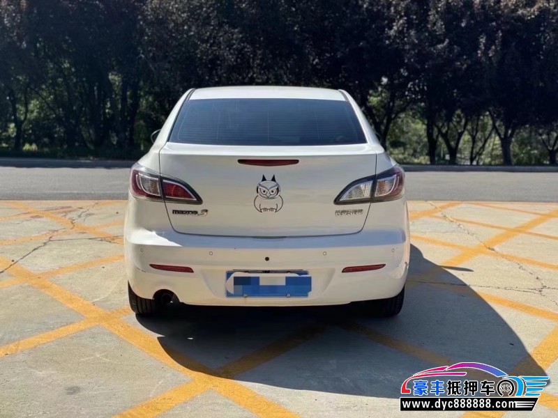 16年马自达3星骋轿车抵押车出售