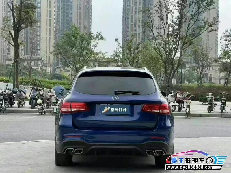 19年奔驰GLC轿车抵押车出售