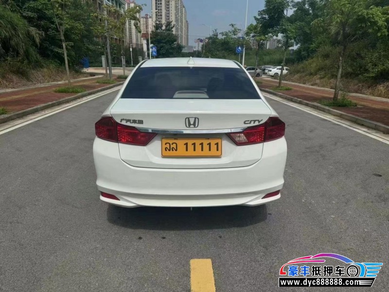 17年本田锋范轿车抵押车出售